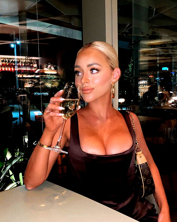 allieauton instagram image archive image
