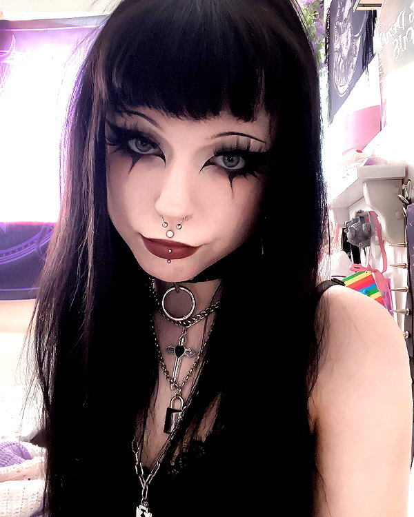 kittenfangsxx instagram image archive image