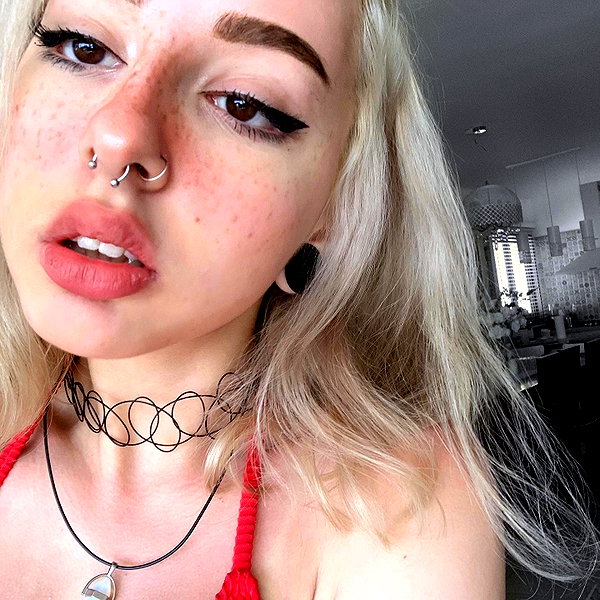 karin_orhov instagram image archive image