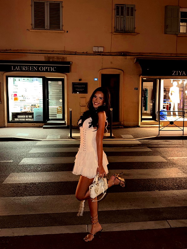 zoeliss instagram image archive image