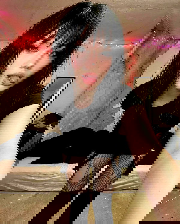 itsariaono itsariaono archive image