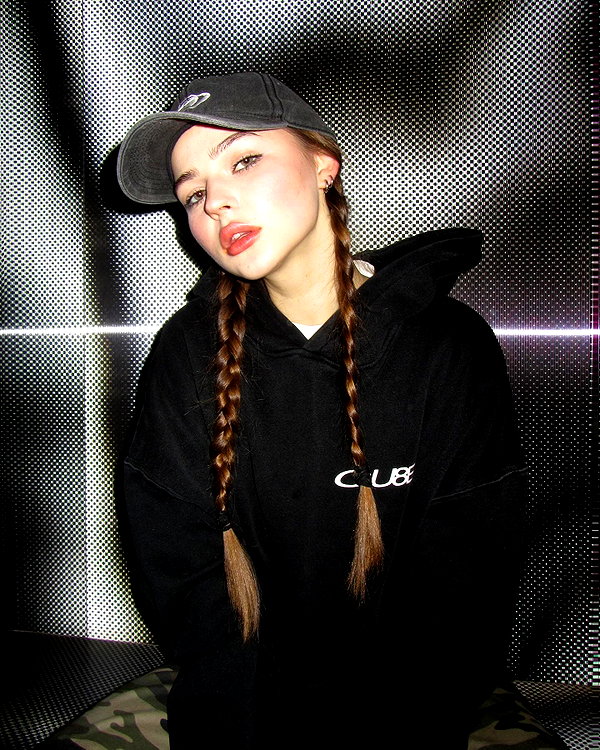 gritsa.k instagram image archive image