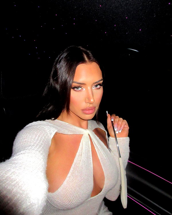 staskaranikolaou instagram image archive image