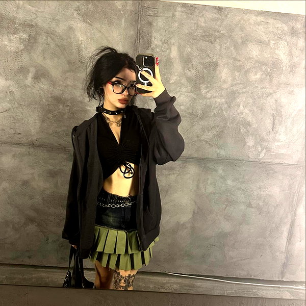 _dead__cherry_ instagram image archive image