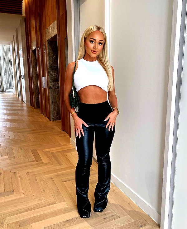 allieauton instagram image archive image
