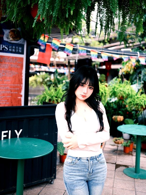 150_aiko instagram image archive image