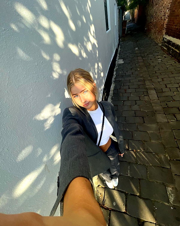 sophadophaa_ instagram image archive image
