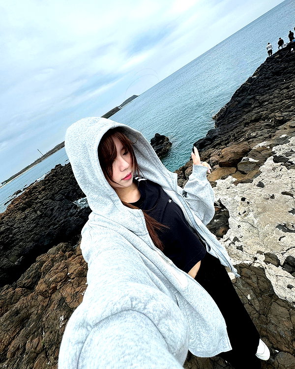 2.hui__ archive image