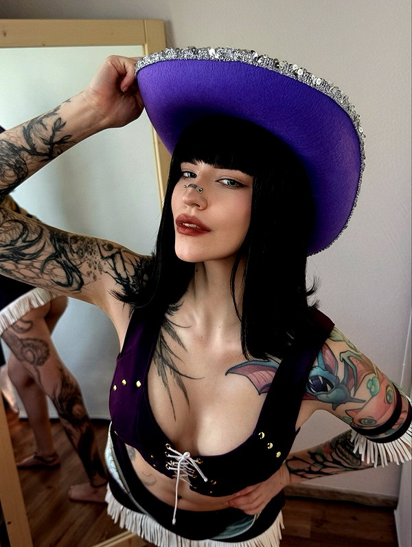 bakabakafuwa instagram image archive image