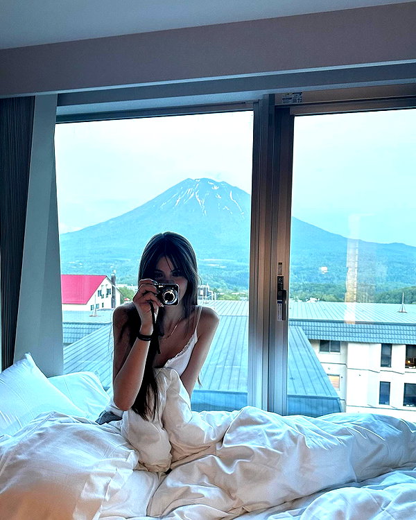 lollinski instagram image archive image
