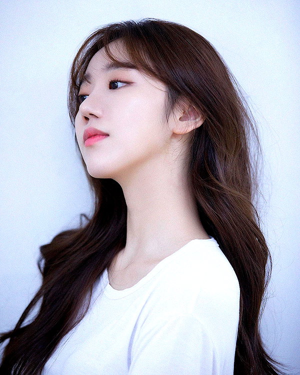 hyeweon__ instagram image archive image