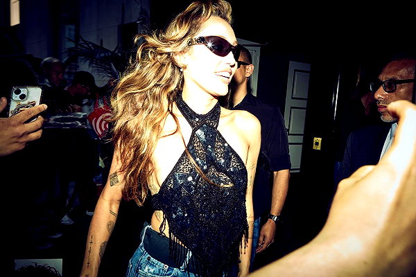 mileycyrus instagram image archive image