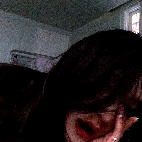 Archived image from @heroineseen on Instagram