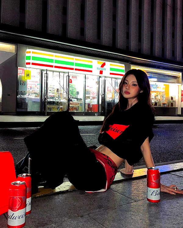 ll.lu1s instagram image archive image