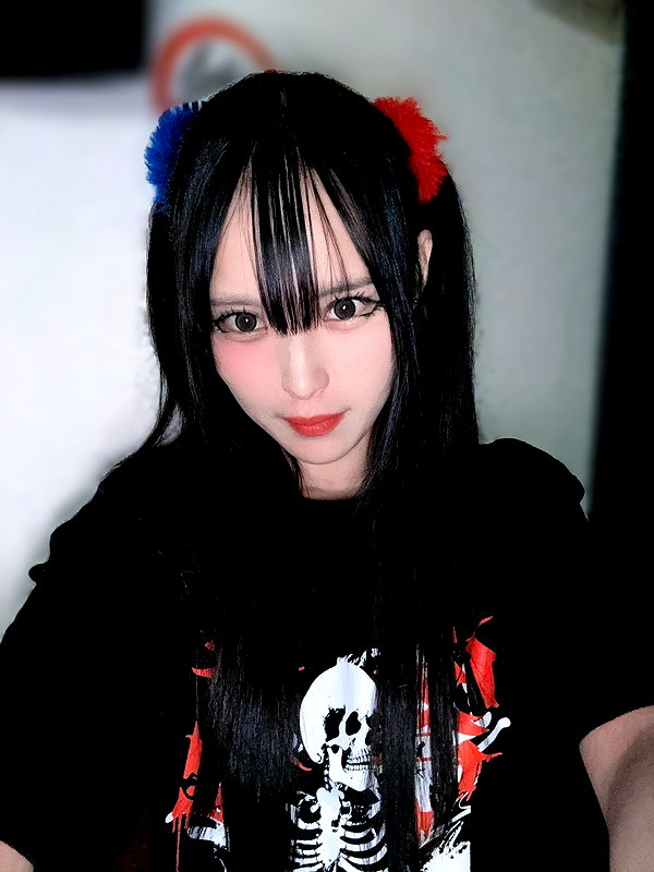 yamikumo_leisa instagram image archive image