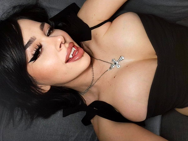 rixiadigivolved instagram image archive image