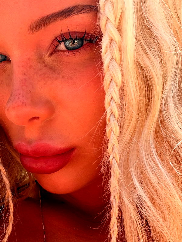 sophiecharlotth instagram image archive image