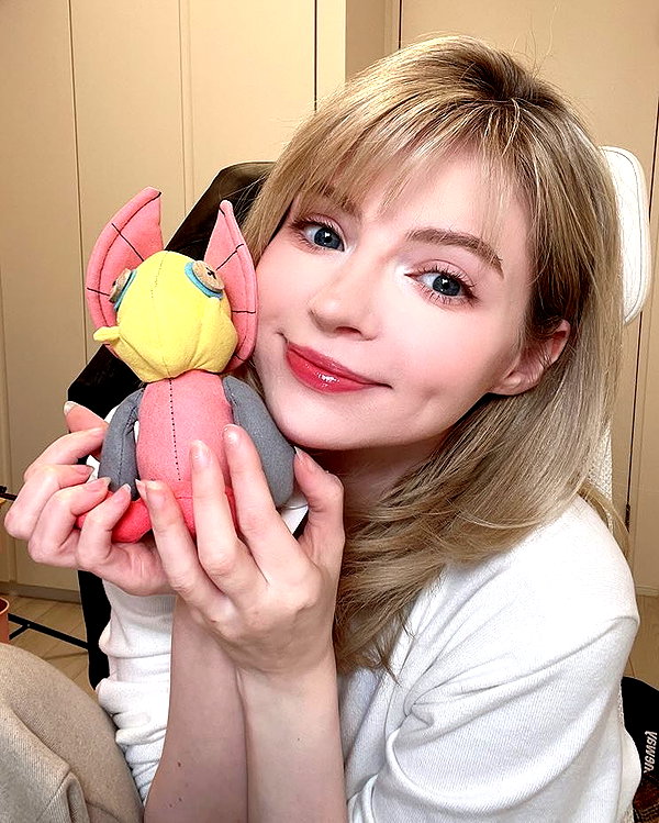 peachmilky_ instagram image archive image