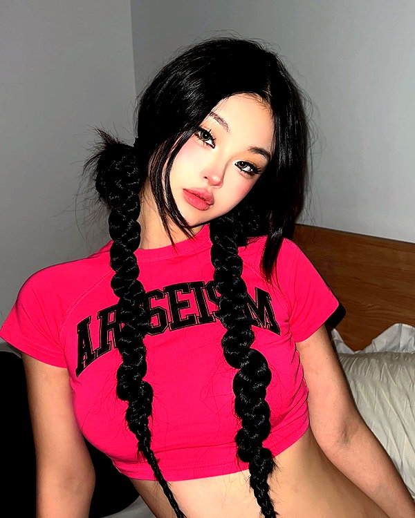 ll.lu1s instagram image archive image