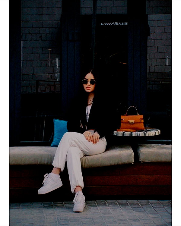 alishevs instagram image archive image