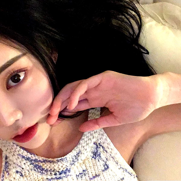 daxbin instagram image archive image