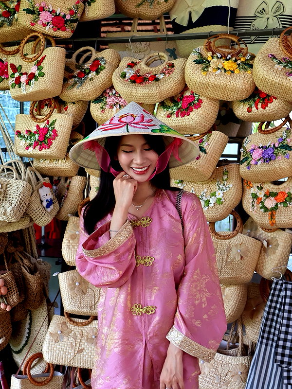 ngochanssi_ instagram image archive image
