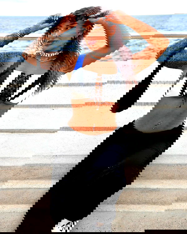 itshayleydavies itshayleydavies archive image