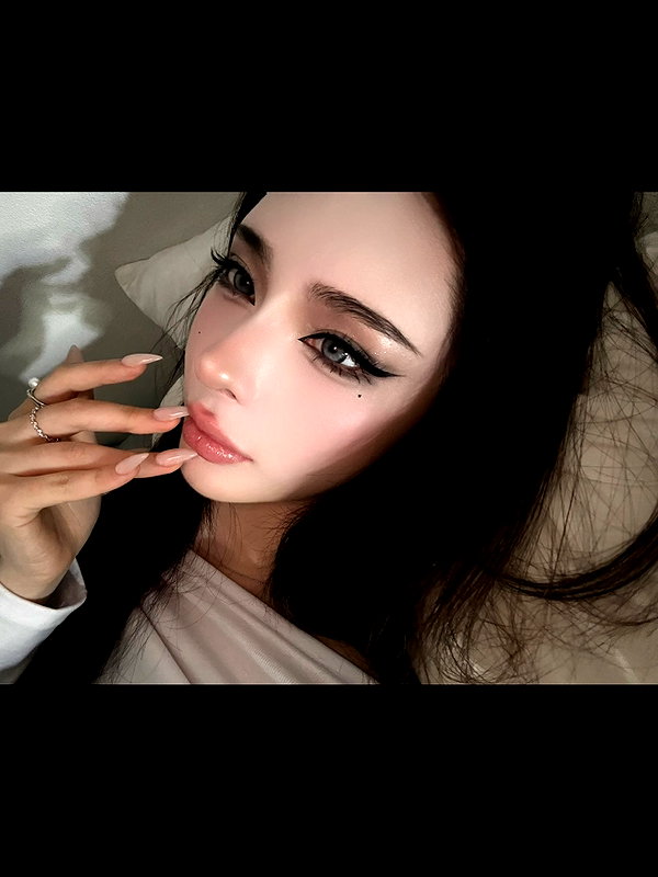 yuna_1_27 instagram image archive image