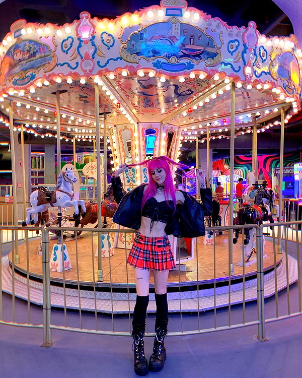 jadelaverne instagram image archive image