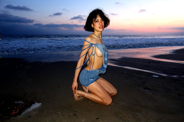 leonanaomii instagram image archive image