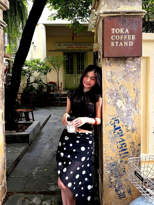lyhythuedoxinh instagram image archive image