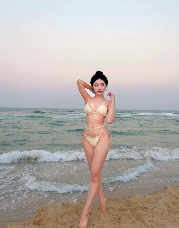 lyhythuedoxinh instagram image archive image