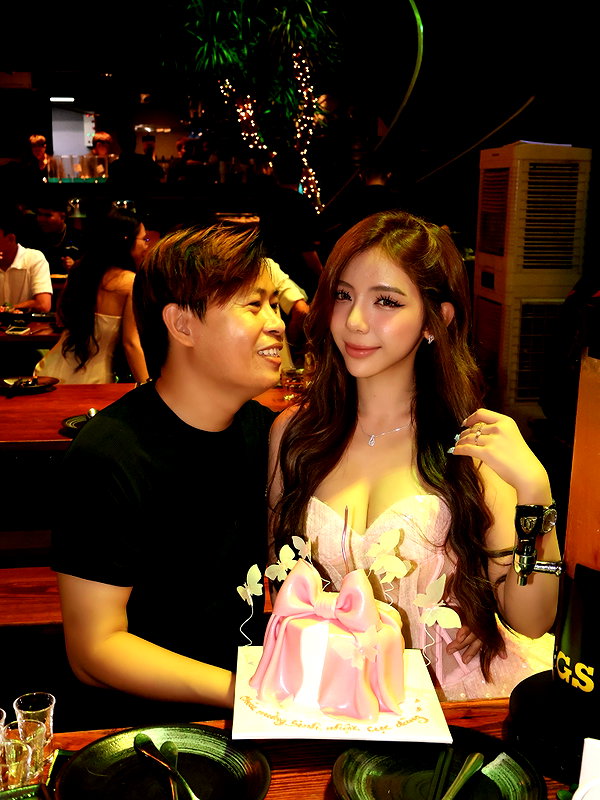 lyhythuedoxinh instagram image archive image