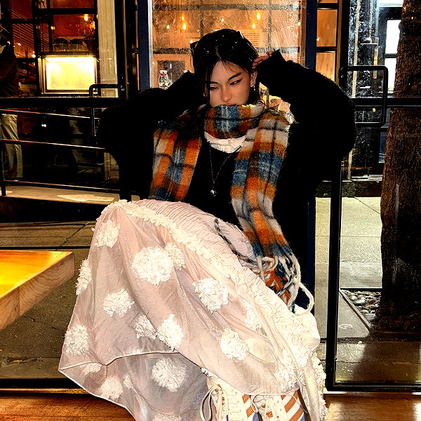 yifan.liii instagram image archive image