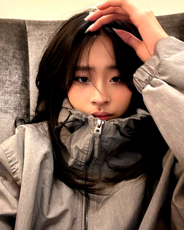 princessamelia_official instagram image archive image