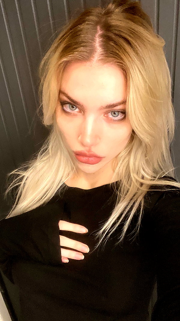 alien.hanna instagram image archive image