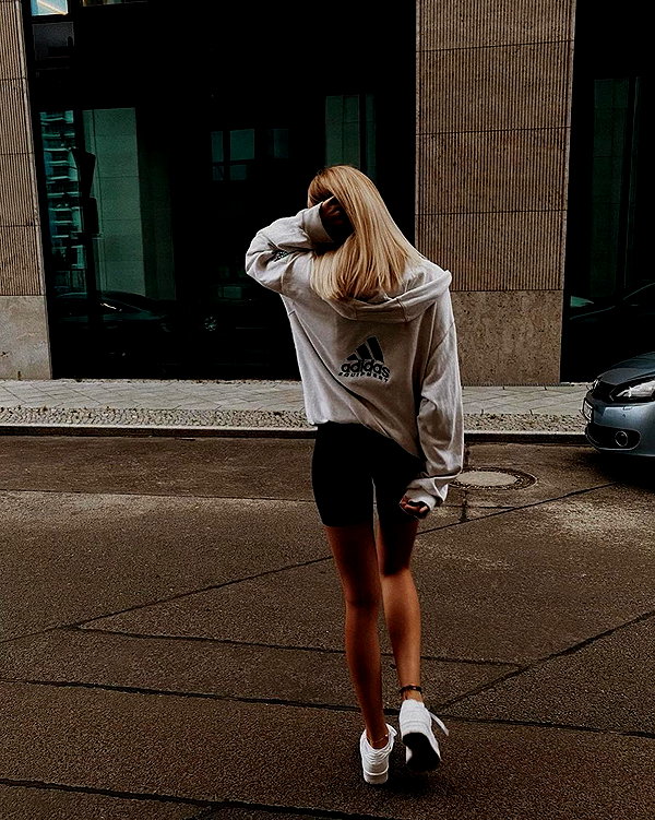 lilih instagram image archive image
