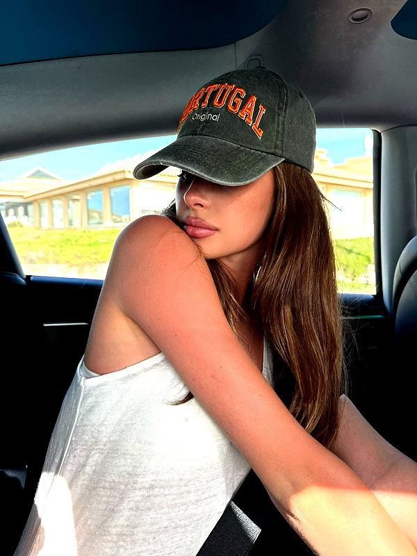 ekanve instagram image archive image