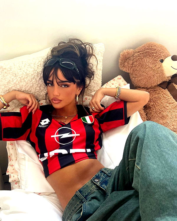 ellachristo instagram image archive image