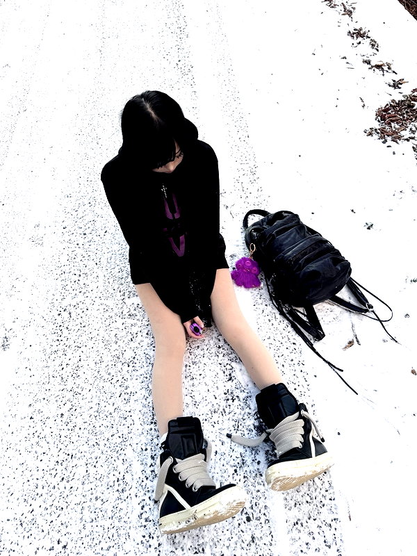 9unxx7 instagram image archive image