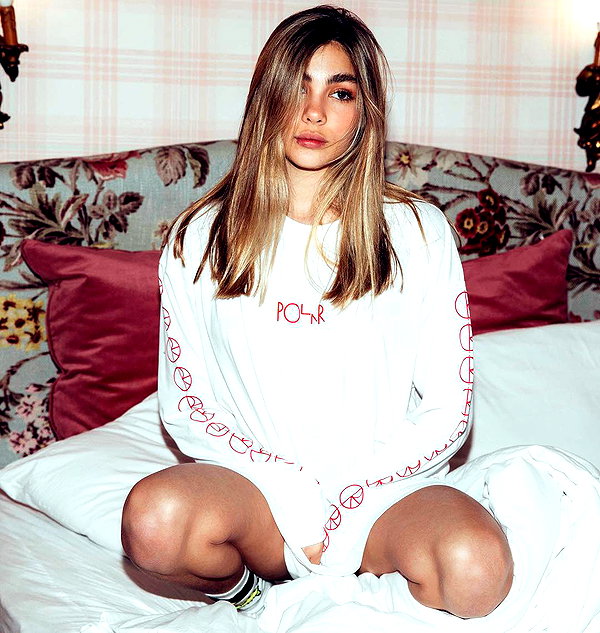 maya.keyy instagram image archive image