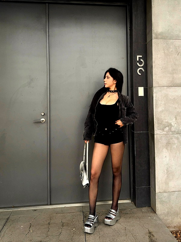 lyhythuedoxinh instagram image archive image