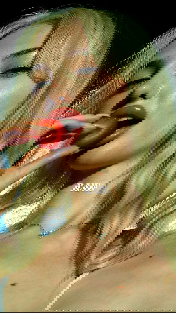 alexandramarianna alexandramarianna archive image