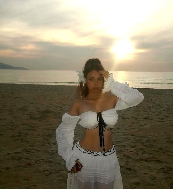 lyhythuedoxinh instagram image archive image