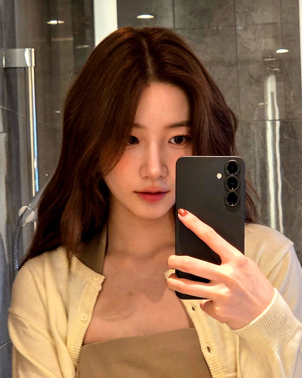 zuhazana instagram image archive image