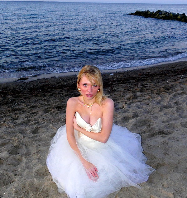 leni.bahr instagram image archive image