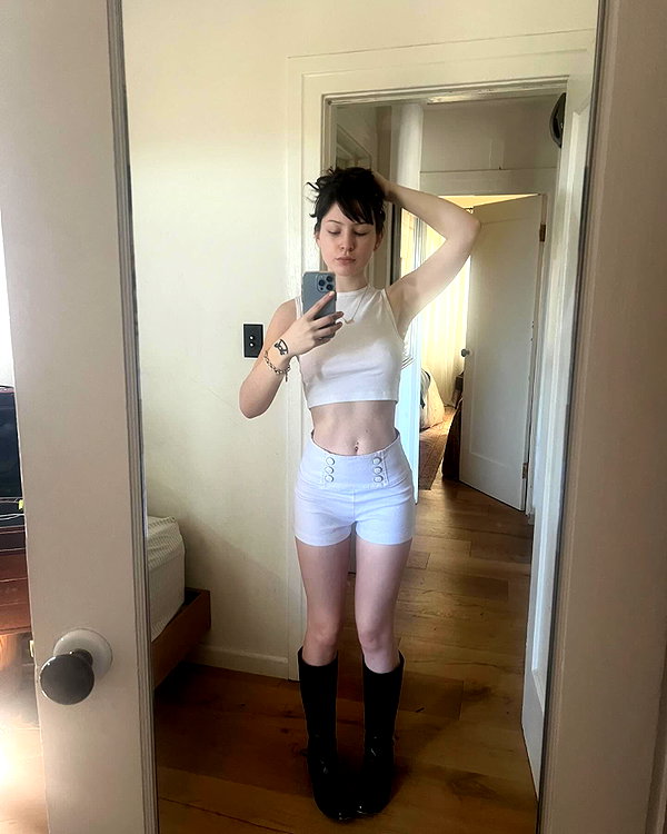 luckyme483 instagram image archive image