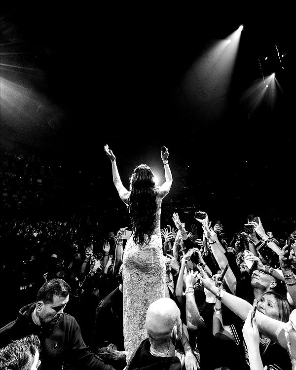 dualipa instagram image archive image