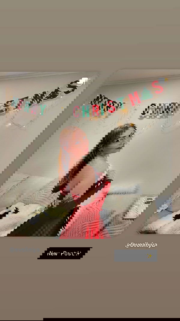 eveliniya eveliniya archive image