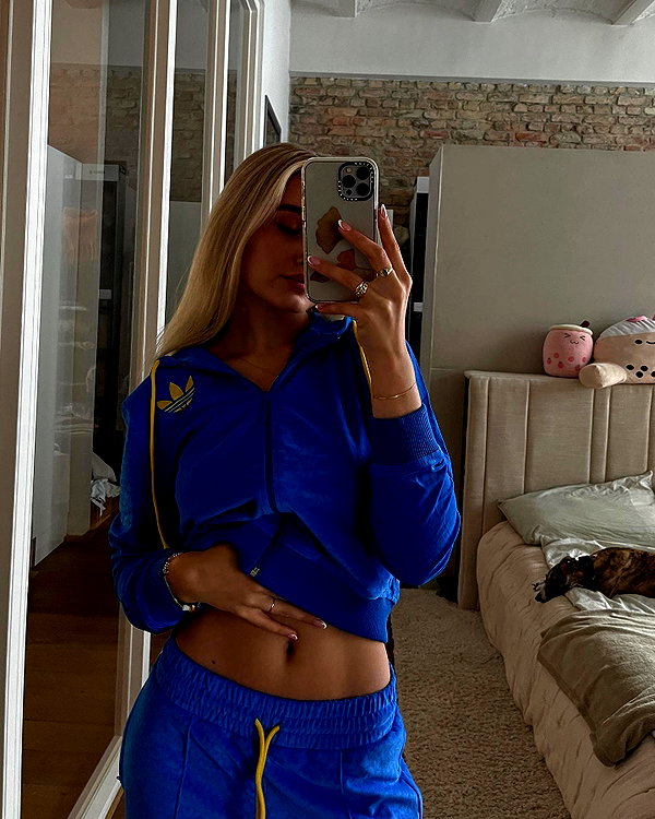 lilih instagram image archive image